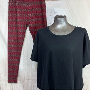 LuLaRoe 2XL Boxy T with TC leggings